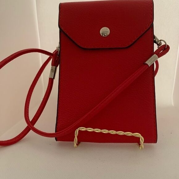 Handbags - 🌺🌺2 for $15🌺🌺 SMALL CROSSBODY